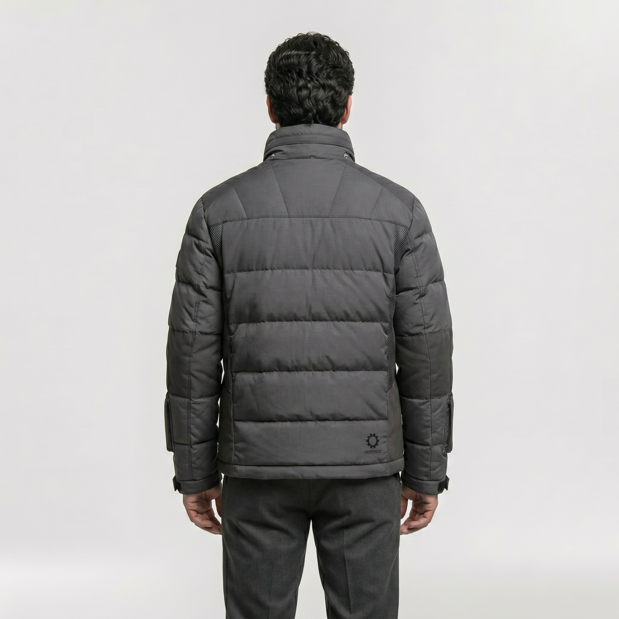 Men's Technical Multi-Pocket Jacket