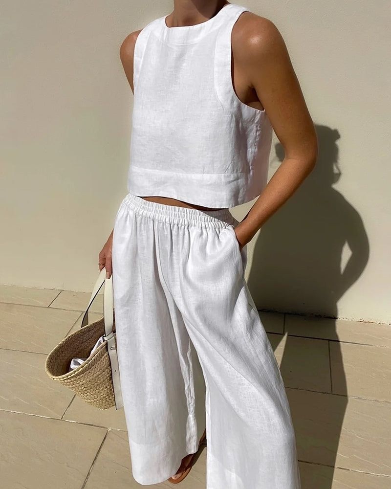 Women's Elegant Linen Set – Flattering Comfortable Two-Piece Style