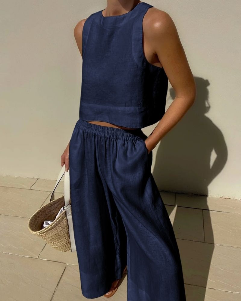 Women's Elegant Linen Set – Flattering Comfortable Two-Piece Style