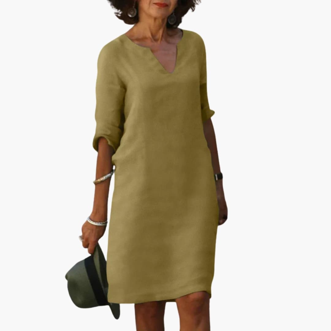 Women's Knee-Length V-Neck Dress – Three-Quarter Sleeves Classic Everyday Elegance